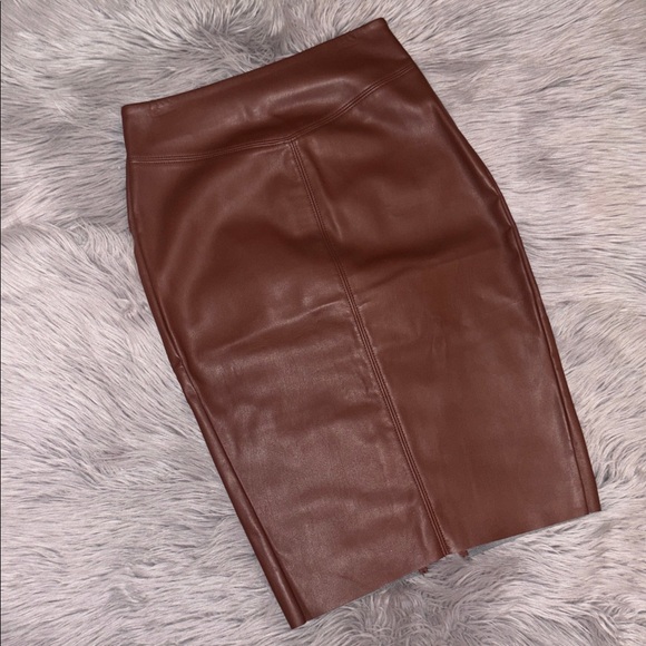 Express High Waisted Faux Leather Seamed Pencil Skirt Size 0 - Picture 4 of 12